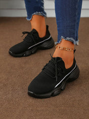 Atmungsaktive Sneakers aus gestricktem Mesh mit Schnürung