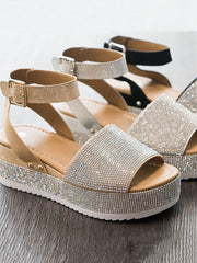 Lässige Plateau-Sandalen mit Strasssteinen