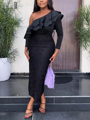 Elegante vestido de encaje con volantes y un hombro