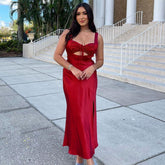 Vestido largo sin mangas con espalda abierta, cordón ajustable y abertura en la parte posterior - Rojo