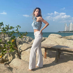 Top corto con detalle de lechuga y flores en 3D acanaladas - Azul bebé