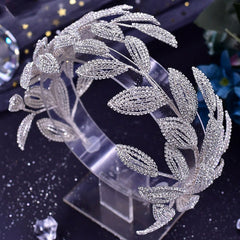 Diadema pequeña con adornos de diamantes de imitación y hojas brillantes - Plateado