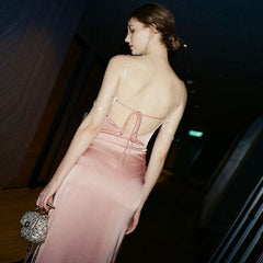 Vestido largo con escote halter, abertura alta y espalda descubierta con ribete de diamantes de imitación - Rosa