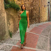 Ärmelloses Maxikleid mit tiefem Rückenausschnitt, drapiertem Saum und Schlitz - Grün