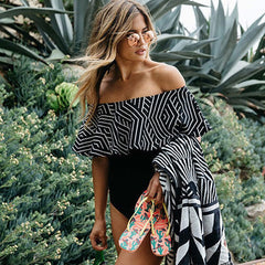 Schulterfreier Badeanzug Mit Geometrischem Rüschenmuster - Schwarz