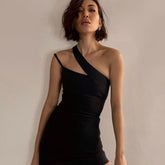 Einzigartiges, figurbetontes Party-Minikleid mit One-Shoulder-Ausschnitt - Schwarz