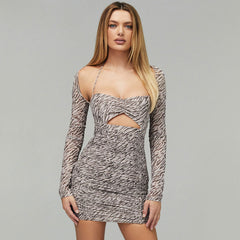 Vestido corto de fiesta con estampado de manga larga y escote halter exclusivo - Gris