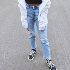 Jeans mit geradem Bein und Cut-Out-Effekt - Hellblau