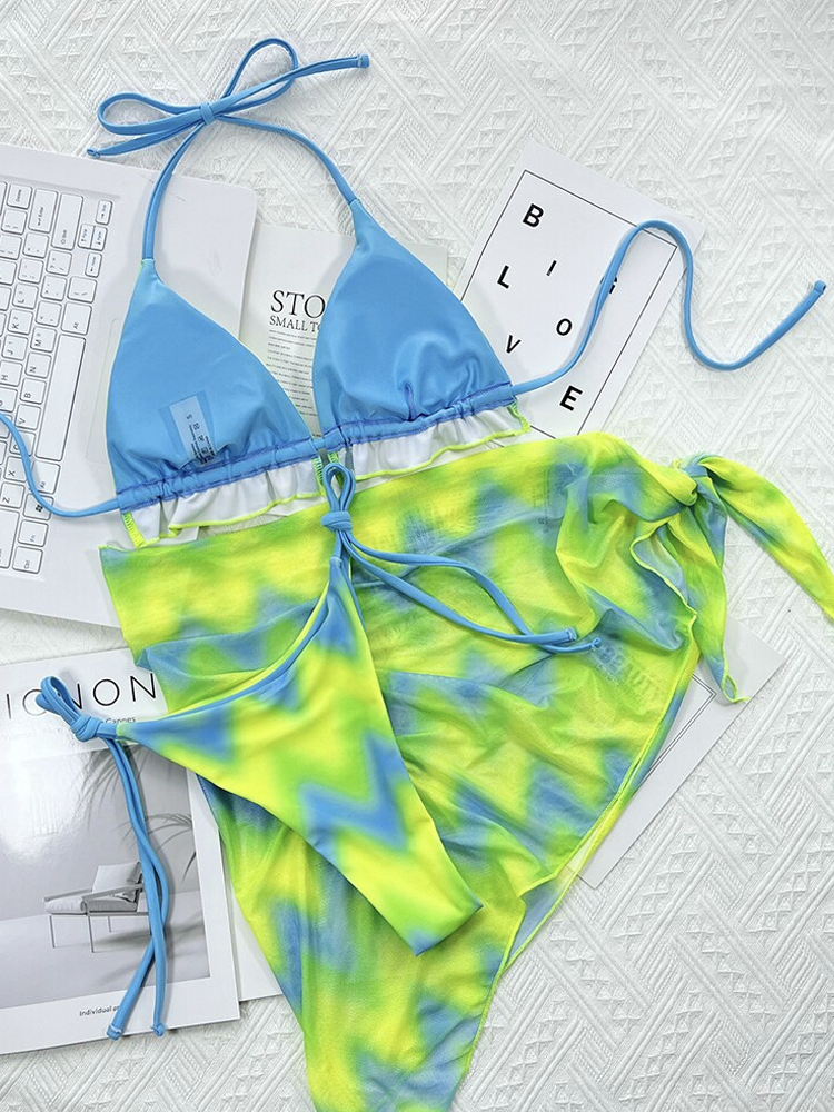 Dreiteiliger Neckholder-Bikini mit Riemchen