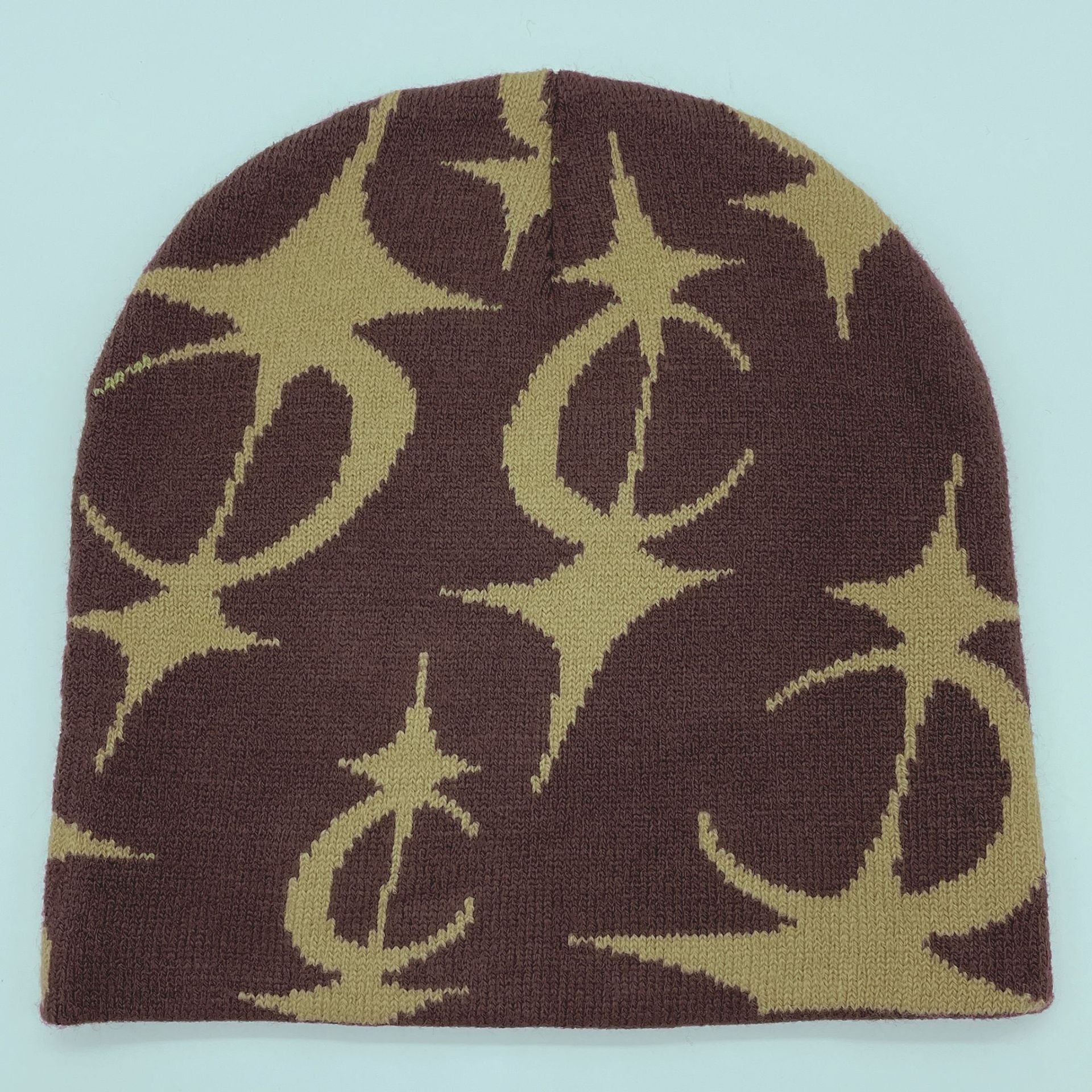 Gorro de punto en jacquard con estrella de cinco puntas