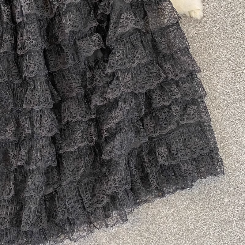 Retro trumpet-sleeve tulle dress