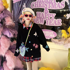 Bunter Cardigan mit Pentagrammen