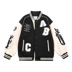 Chaqueta con letras americanas ABC