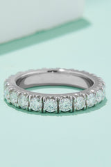 Adored 2,3 Karat Moissanit 925 Sterling Silber Eternity Ring