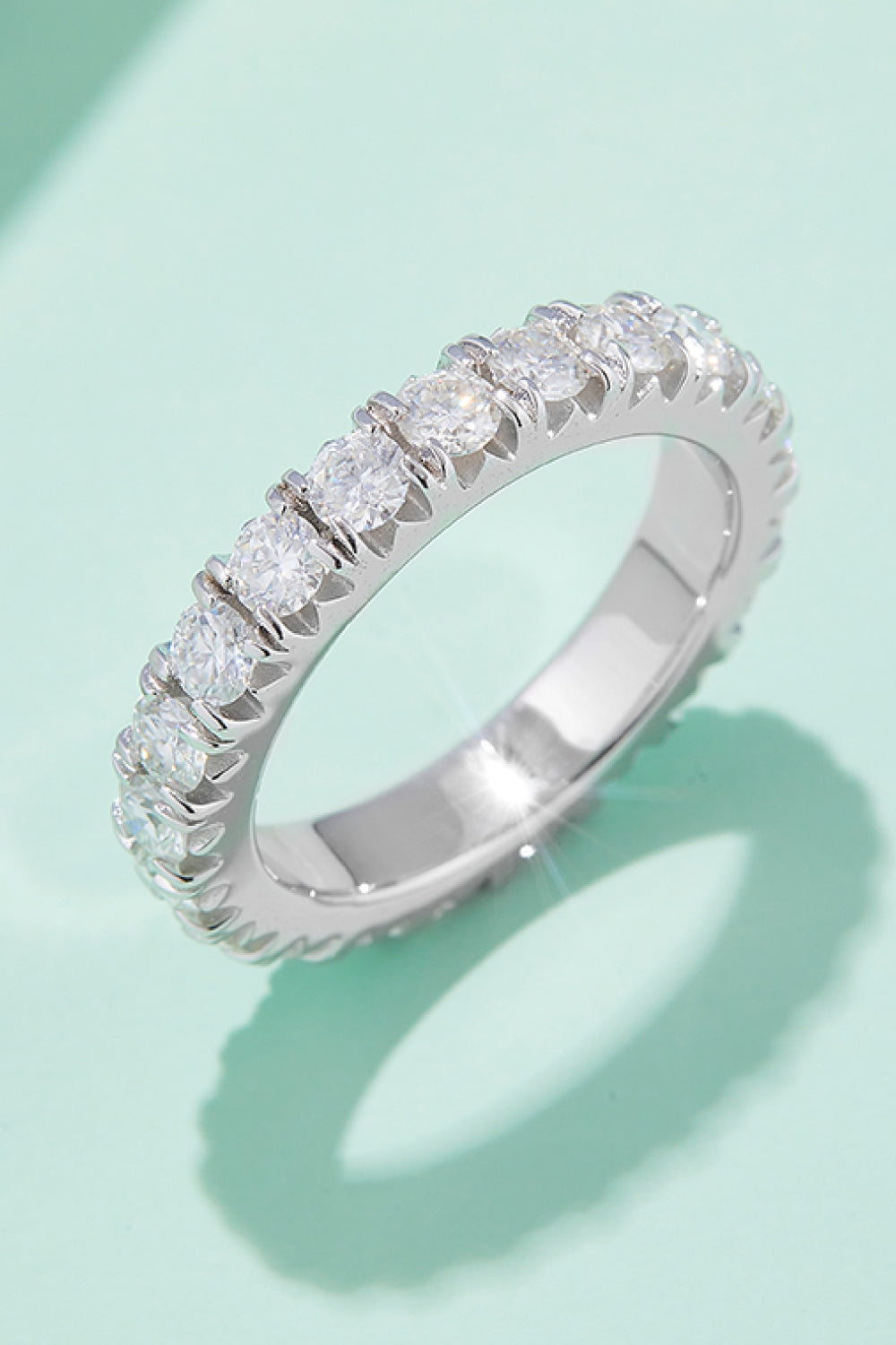 Adored 2,3 Karat Moissanit 925 Sterling Silber Eternity Ring