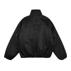 Chaqueta con múltiples cremalleras