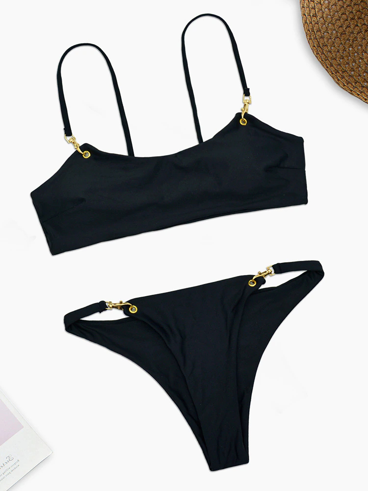 Bikini liso con botones de metal