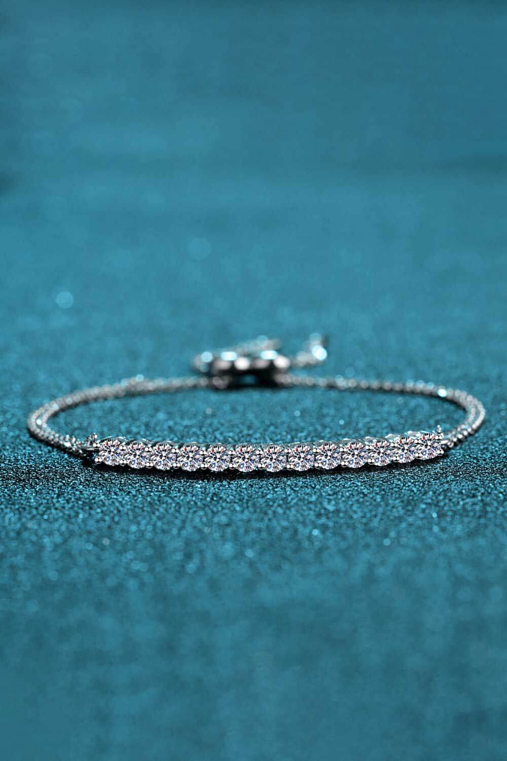 Verehrtes Moissanit-Sterlingsilber-Armband