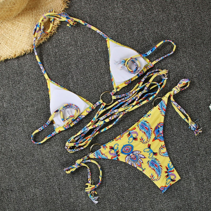 Bikini-Badeanzug-Set mit Blumenmuster, ausgehöhlt und gekreuzten Schnüren