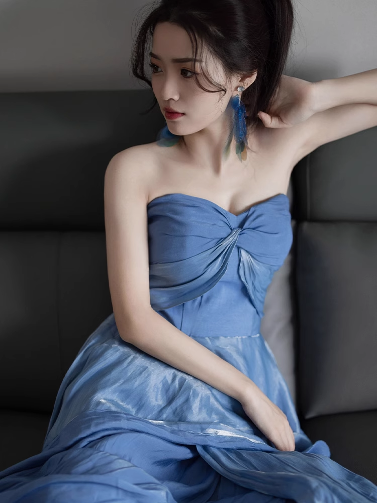 blue sweetheart dress