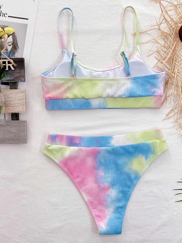 Bikini con cintura alta y estampado tie-dye