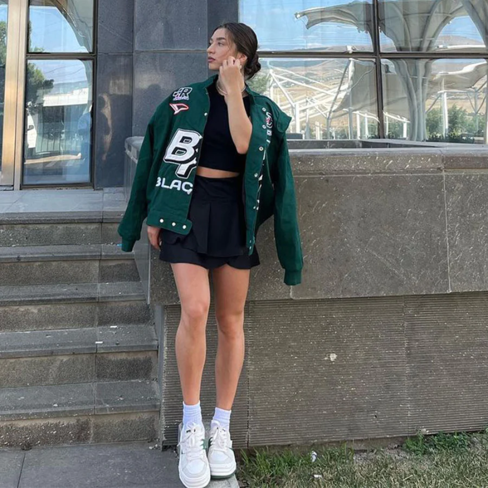 Chaqueta de moto con estampado de letras retro