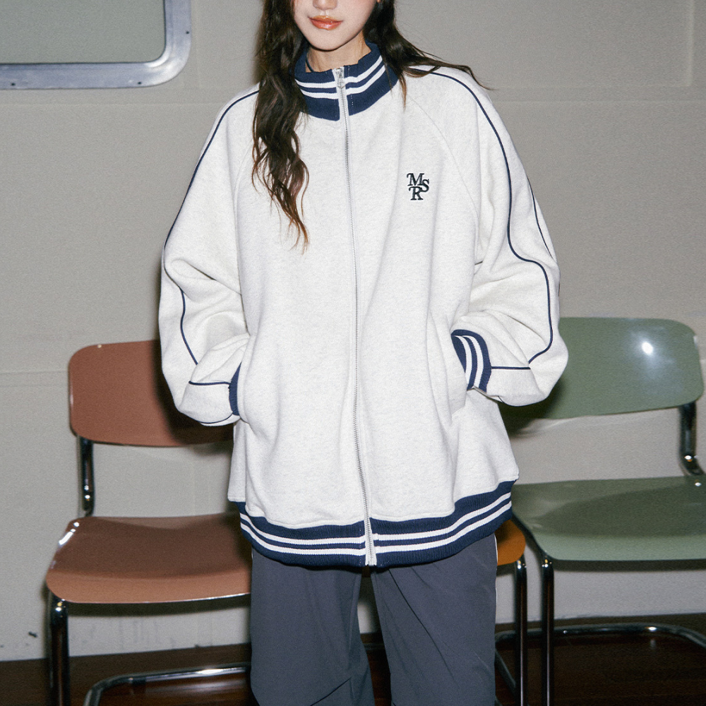 Chaqueta con letras MSR