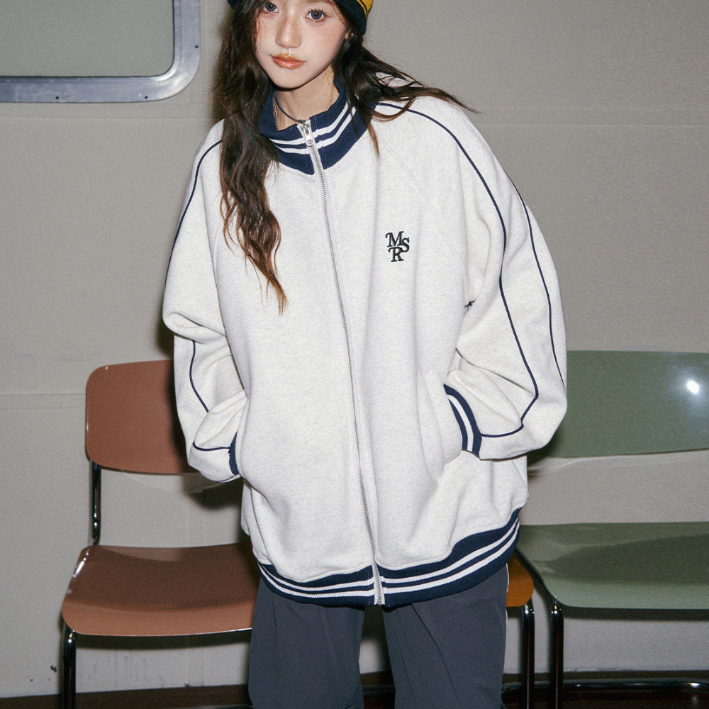 Chaqueta con letras MSR