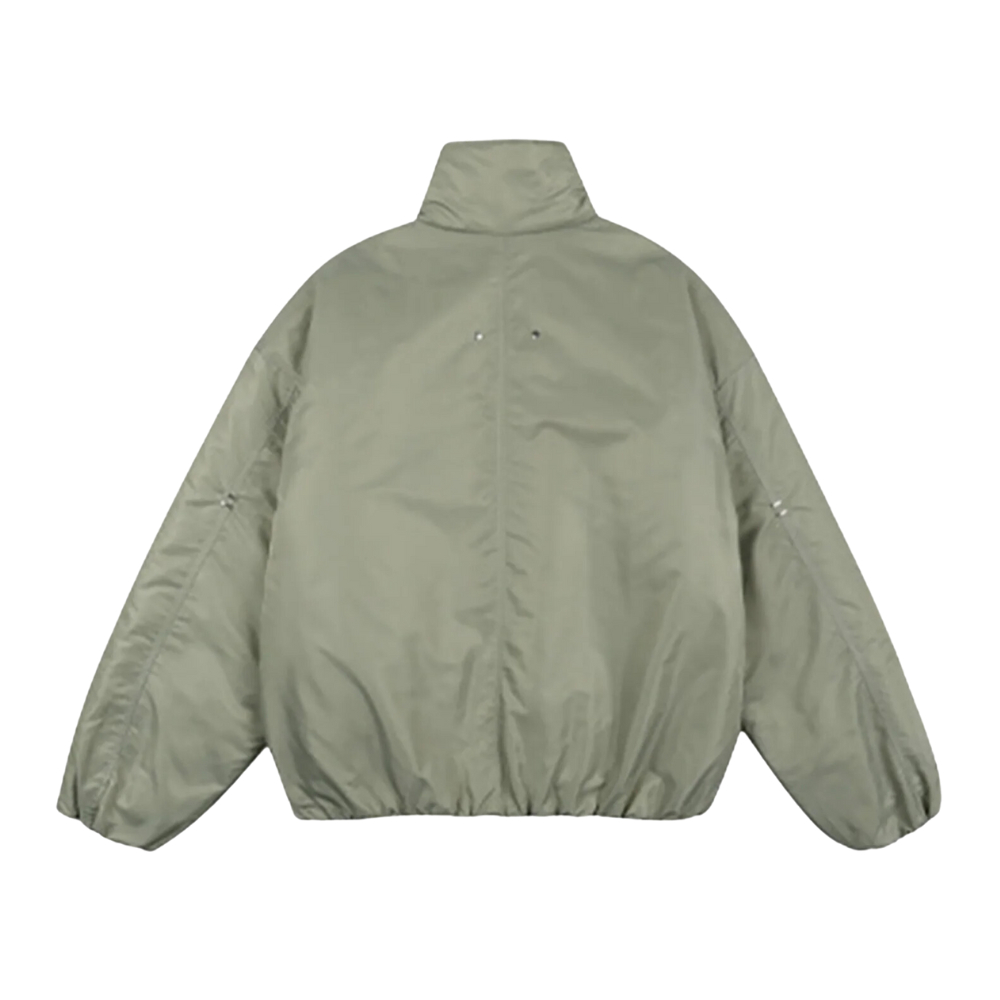 Chaqueta con múltiples cremalleras