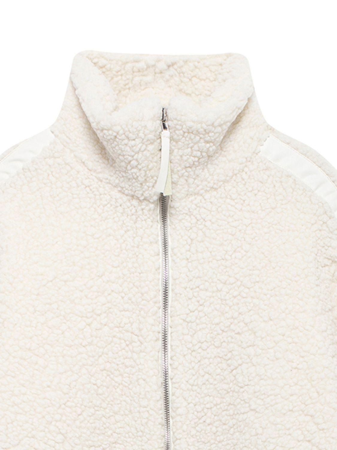 Plüschjacke mit Rollkragen und langen Ärmeln und Reißverschluss