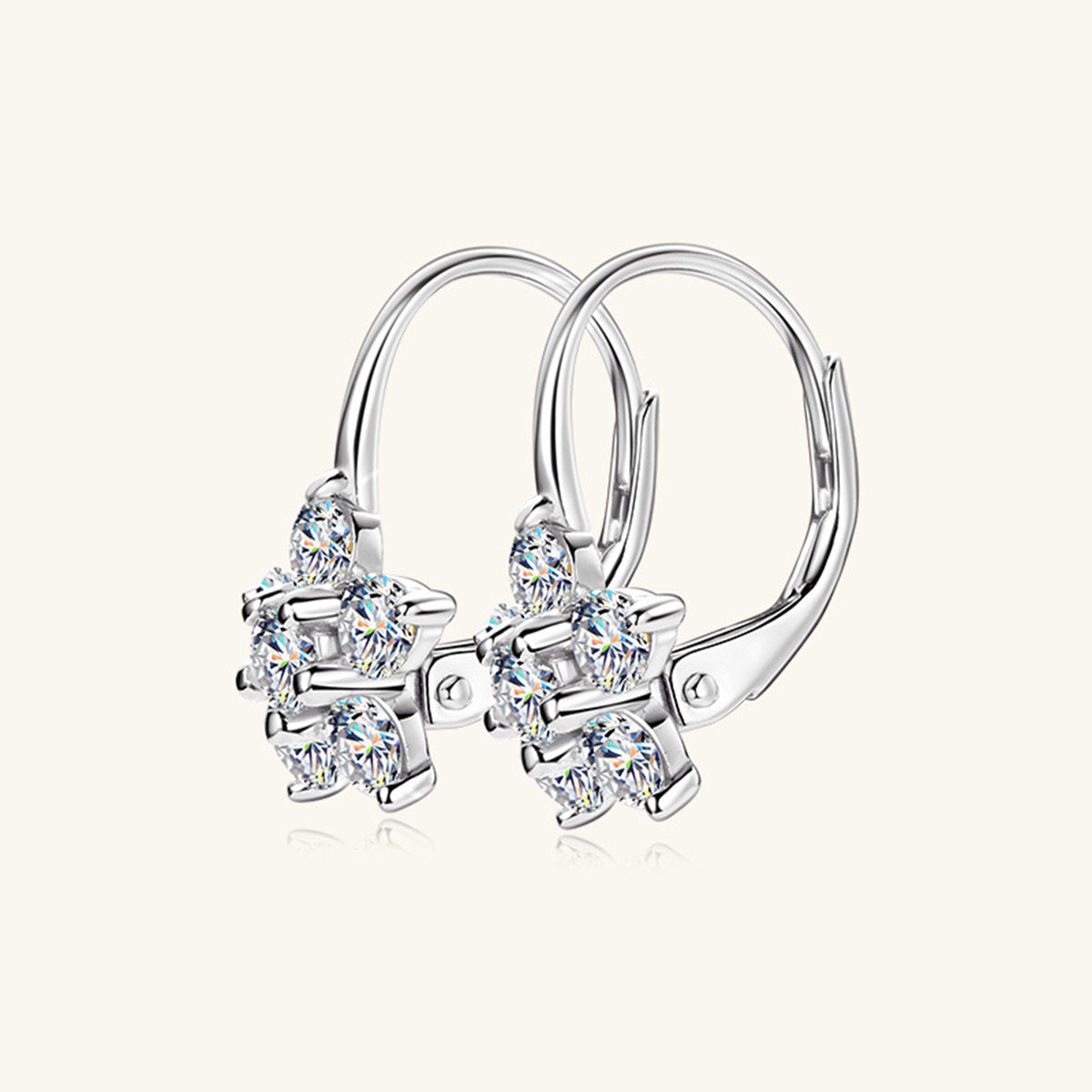 1,2 Karat 925 Sterling Silber Moissanit Blume Huggie Ohrringe