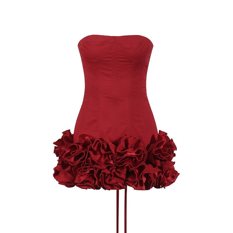 Sexy European and American style dress with strapless shoulder and three-dimensional flower splicing short dress