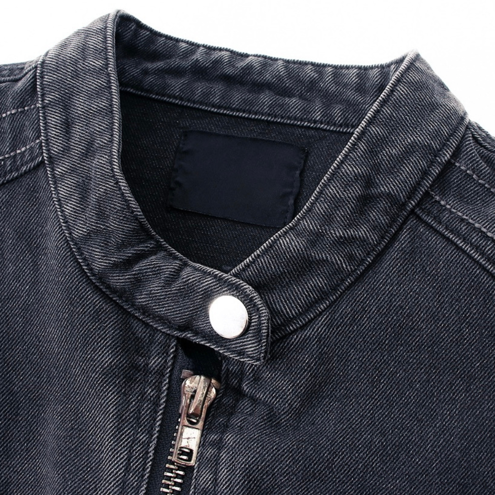 Chaqueta vaquera corta