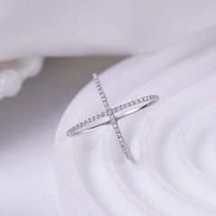 925 Sterling Silber Moissanit Crisscross Ring