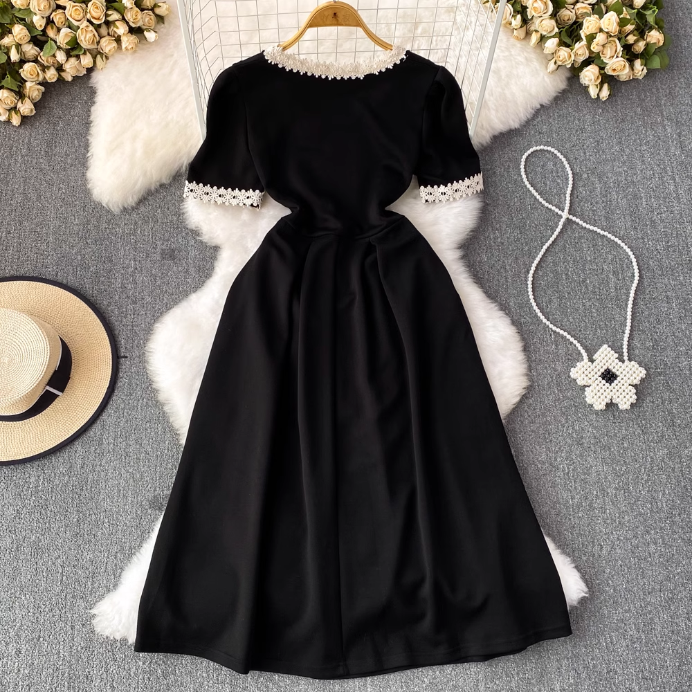 Retro short-sleeved round neck mid-length a-line dress