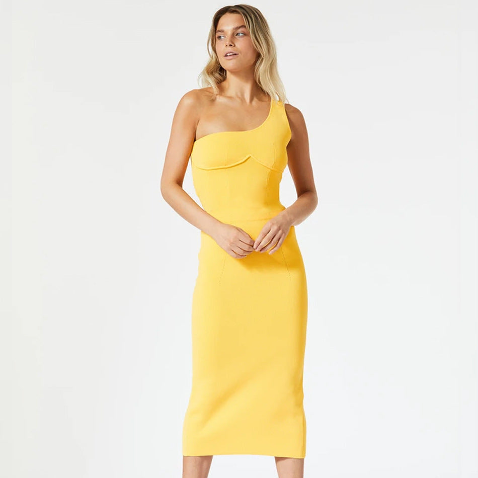 Solid Color Slanted Shoulder Yellow Single Shoulder Sleeveless dress