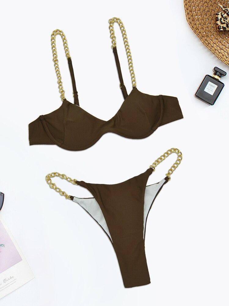 Das zweiteilige Splash Chain Bikini-Set