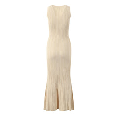 French socialite temperament elegant slim fit and slimming round neck single breasted sleeveless knitted dress long skirt