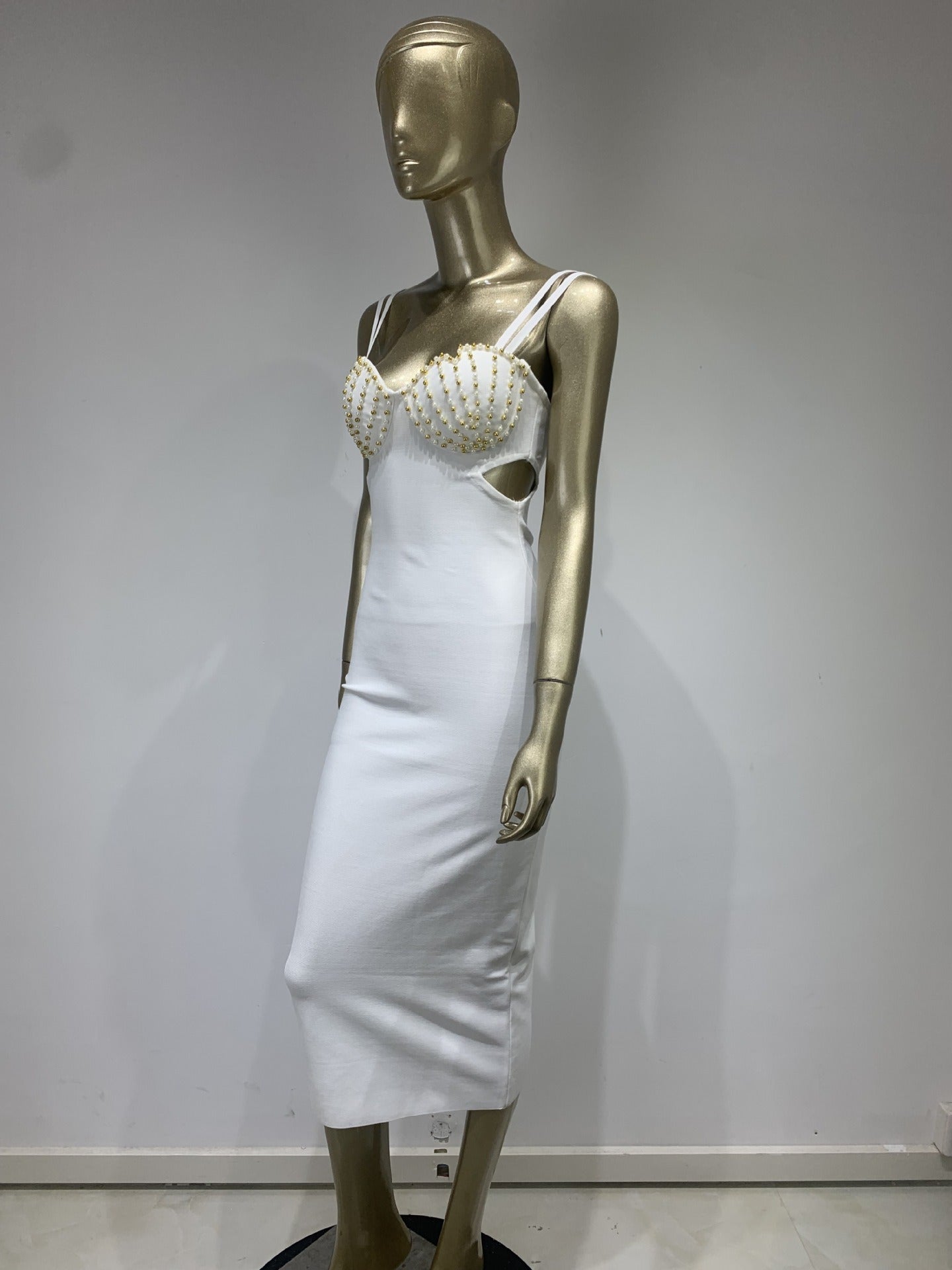Bandage dress European and American sexy diamond chain halter skirt party party dress