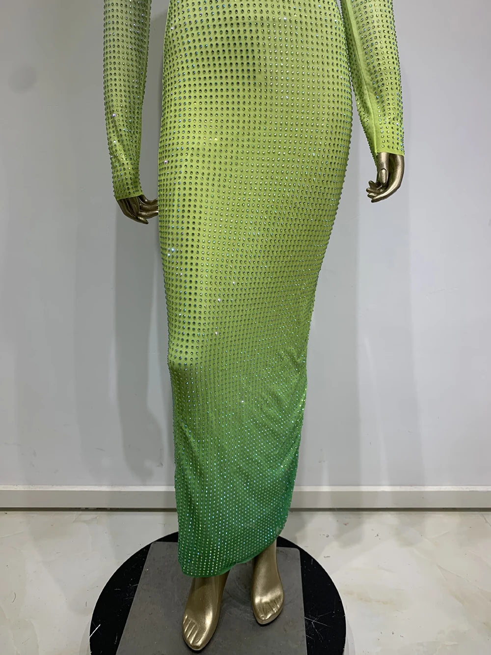 V-neck Diamond Water Diamond Tight Gradient Maxi Dress
