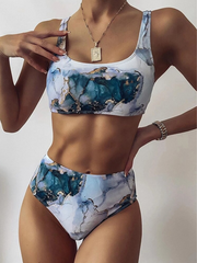 Das zweiteilige Bikini-Set mit Marbel Freedom-Print