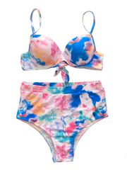 Der zweiteilige Bikini mit Boho-Beau-Print