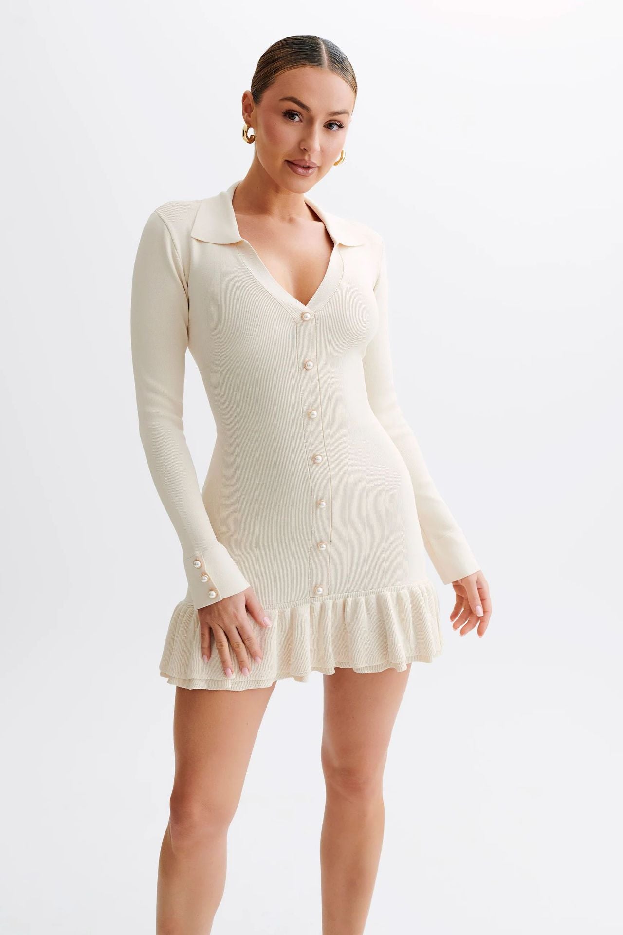 Bow tie, ruffle edge knitted skirt sleeves, pearl buckle, small fragrant style dress