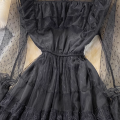 Retro trumpet-sleeve tulle dress