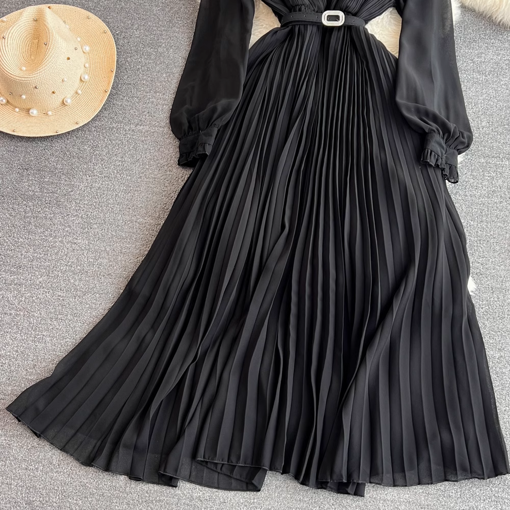 Chic A-line Pleated Maxi Dress