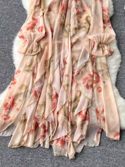 Chiffonkleid mit unregelmäßigem Rüschenmuster