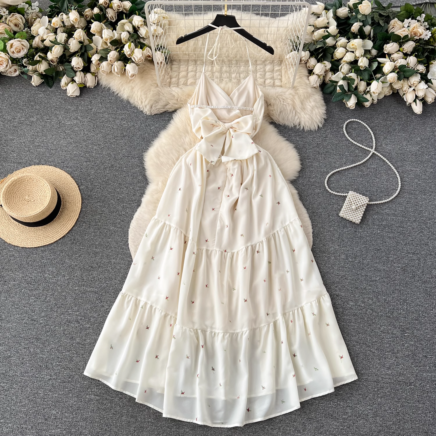 Retro style halter neck strap floral summer dress