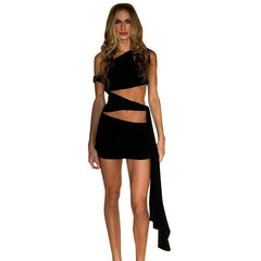 Off-The-Shoulder Form-Fitting Lace-Up Short Dress