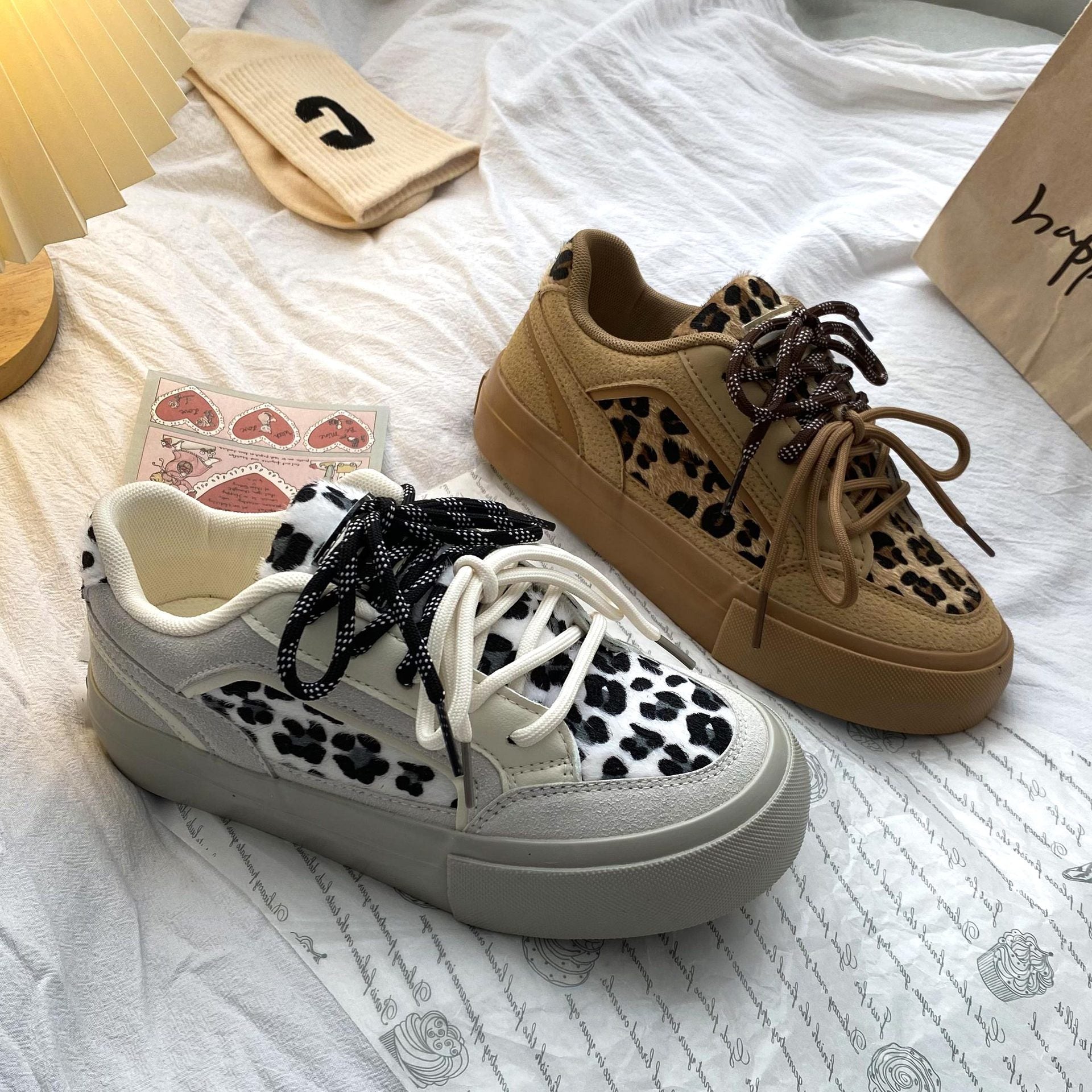 Casual Leopard Print Lace-Up Sneakers