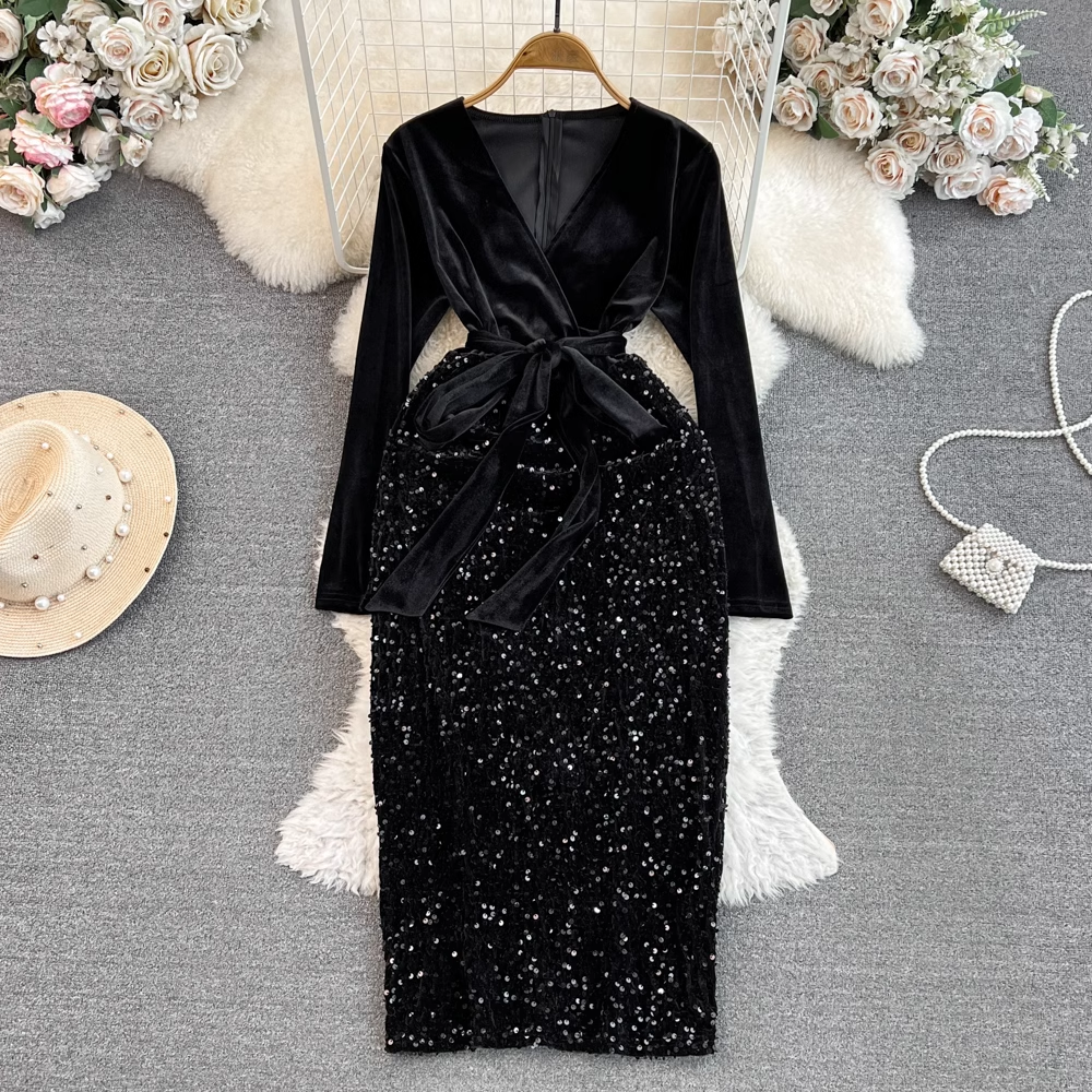 Long-sleeved V-neck waist slimming mid-length velvet spliced sequin dress